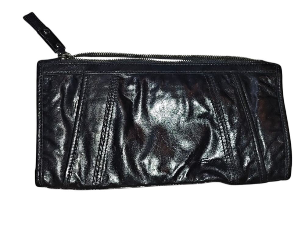 Kenneth Cole New York classic clutch made of black premium genuine leather